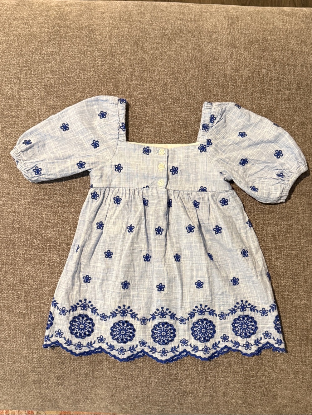 Gymboree Light Blue Eyelet Dress with Navy Floral Embroidery 2T - Picture 3 of 3